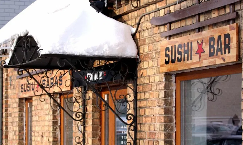 Tsunami sushi