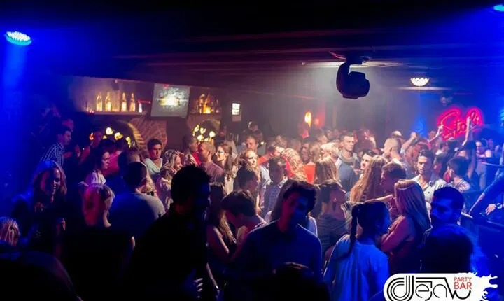 Dejavu Party Bar
