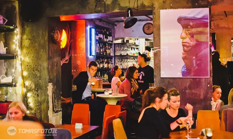 YZYbar
