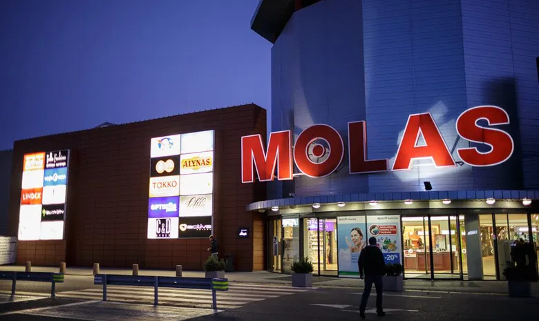 MOLAS - Prekybos ir pramogų centras