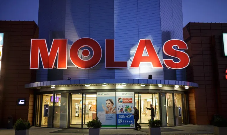MOLAS - Prekybos ir pramogų centras
