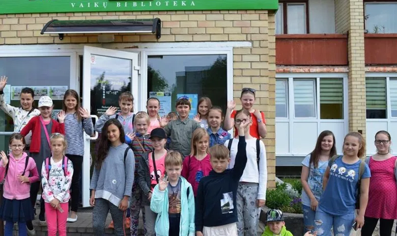 Vaikų literatūros skyrius "Žalioji pelėda"