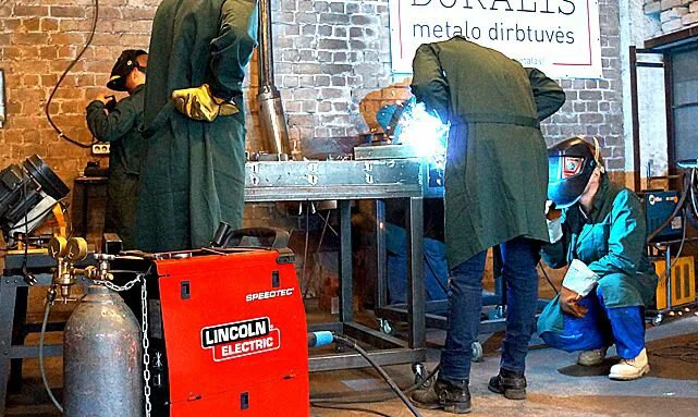 Atrviros Metalo Dirbtuvės