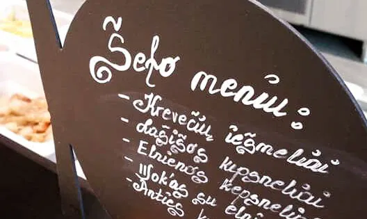 "Fresh buffet Medžiotojų užeiga"