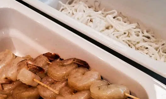 "Fresh buffet Medžiotojų užeiga"
