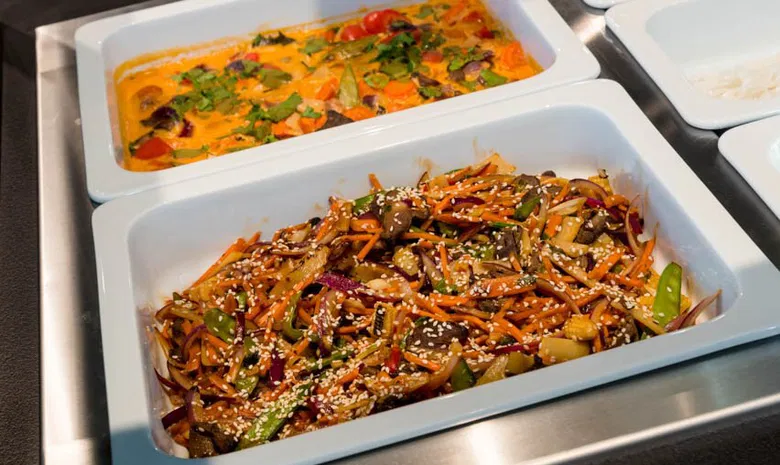 "Fresh buffet Medžiotojų užeiga"