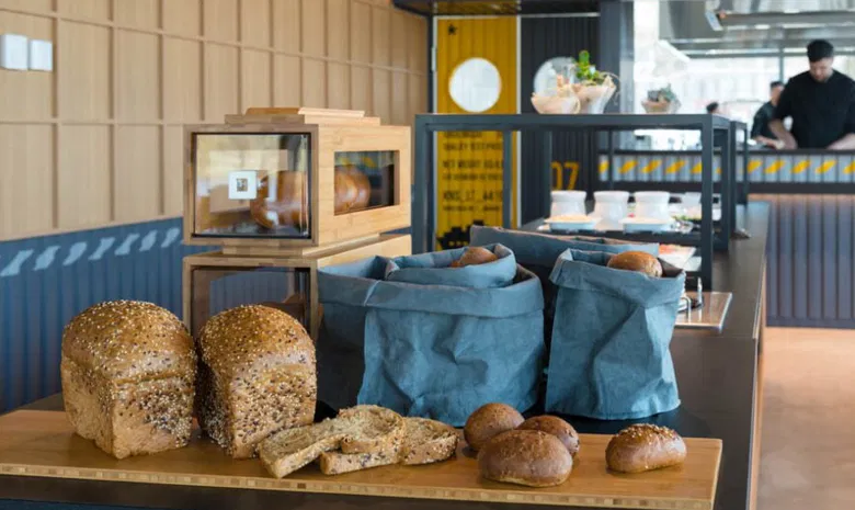 "Fresh buffet Medžiotojų užeiga"