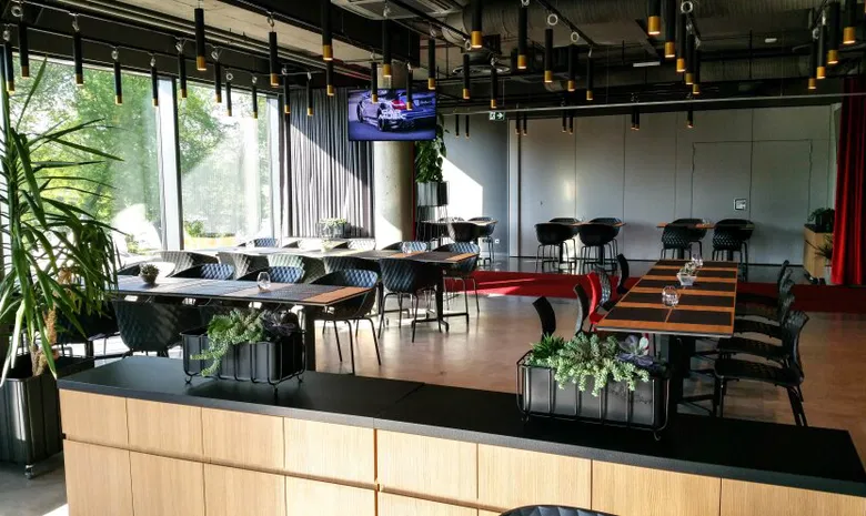 "Fresh buffet Medžiotojų užeiga"