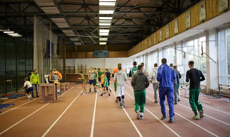 LSU Lengvosios atletikos maniežas