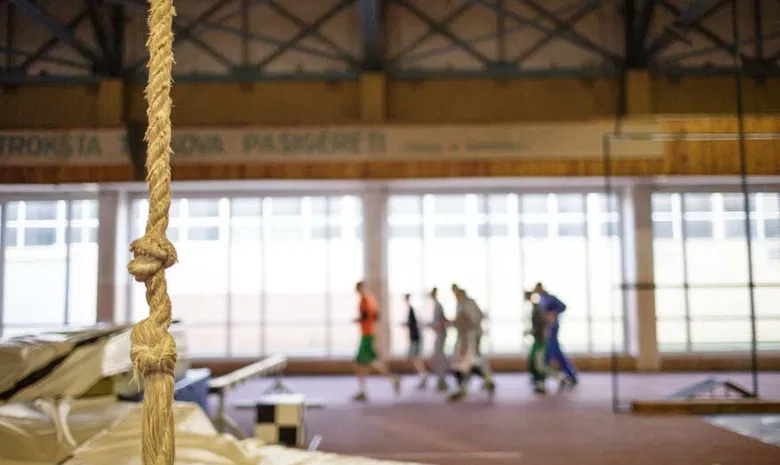 LSU Lengvosios atletikos maniežas