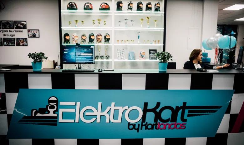 Elektrokart by Kartlandas kartodromas
