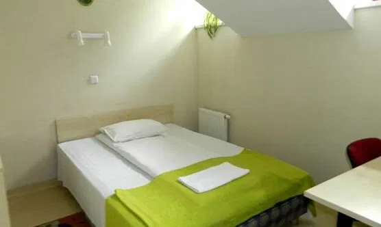 Apple Economy Hotel