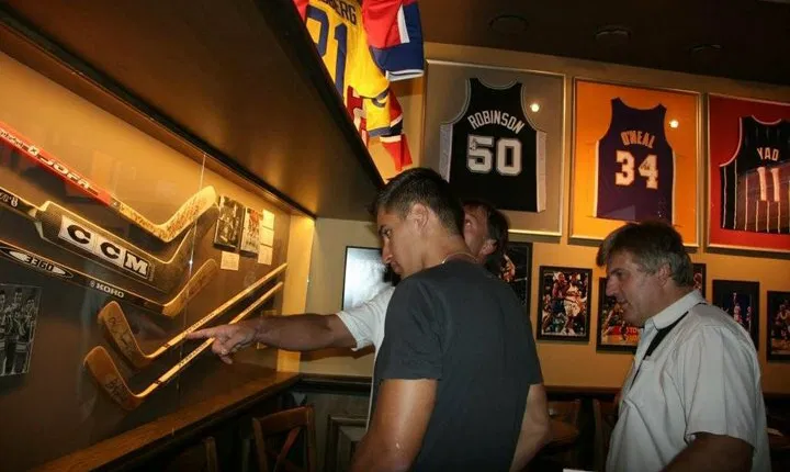 Sporto baras „Stars and Legends“