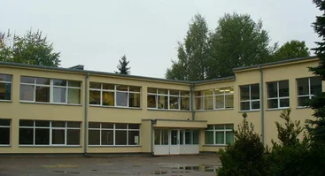 S. Daukanto vidurinė mokykla