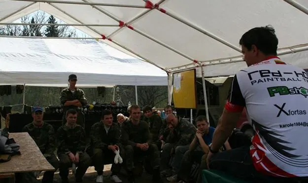 Dažasvydžio klubas „Grizliai Plius“