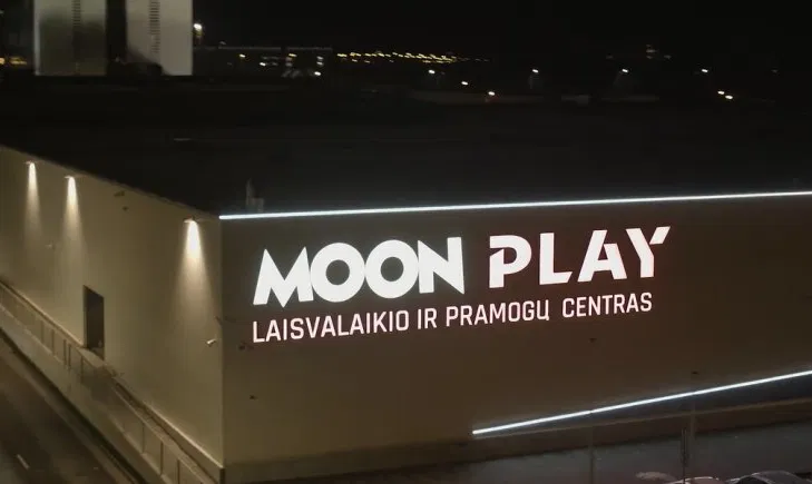 LPC MOONPLAY