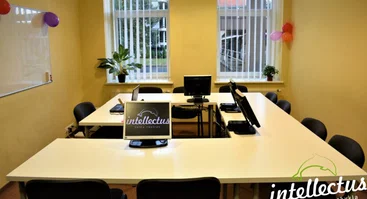 Anglų kalbos mokykla „Intellectus“ Klaipėdoje