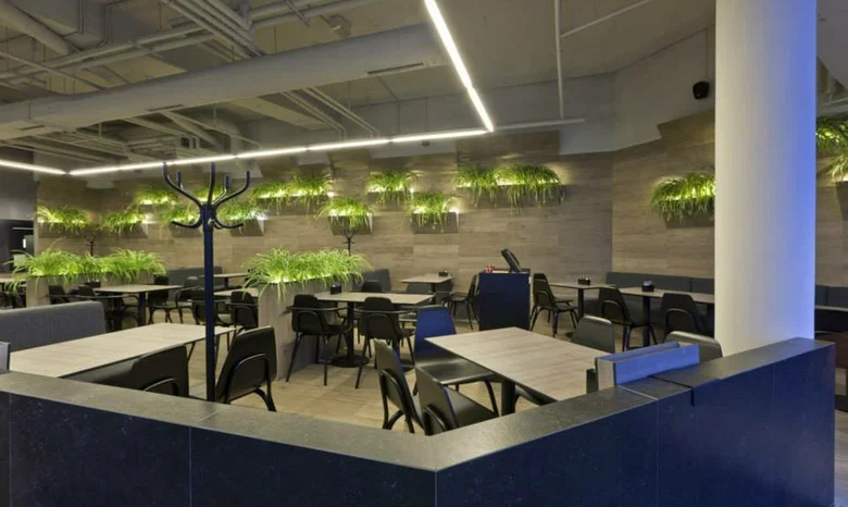 2BISTRO + GRILL